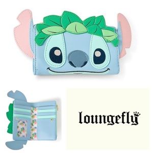 LIKE NEW!  Loungefly Disney Stitch Luau wallet